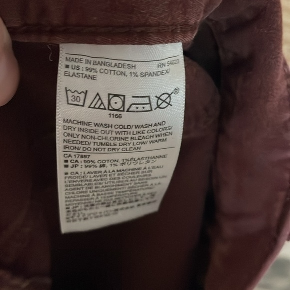 Banana Republic Travel Jean size 33x32 Maroon Color Slim Fit Stretchy Jeans - Picture 13 of 13